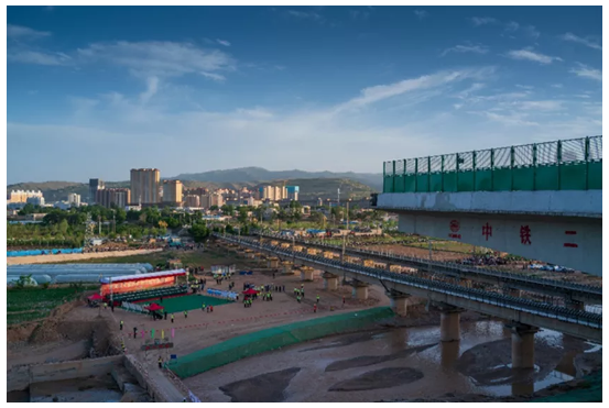 絲綢之路再現(xiàn)長虹,徠卡TS16助力渭河特大橋轉(zhuǎn)體合攏